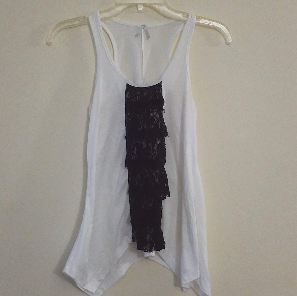 Black lace ruffles shirt